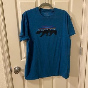 Patagonia mens bear shirt